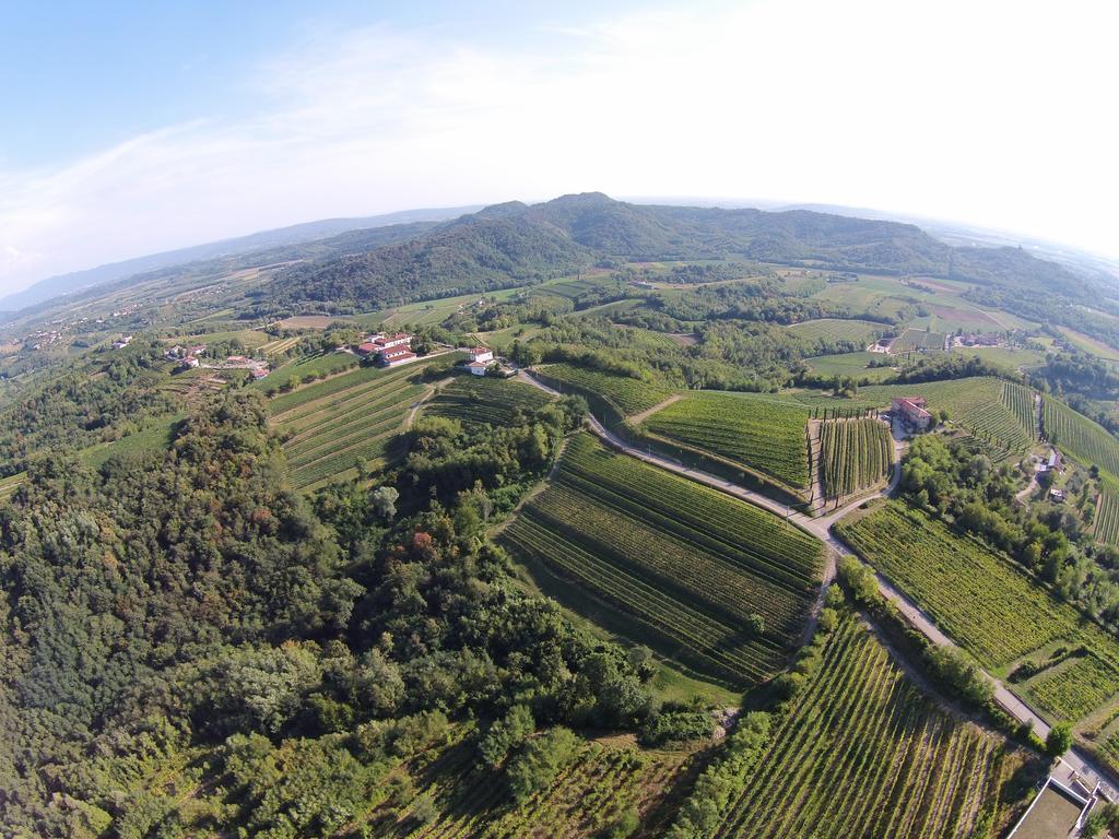 Agriturismo Casa Delle Rose Winery Ruttàrs 외부 사진
